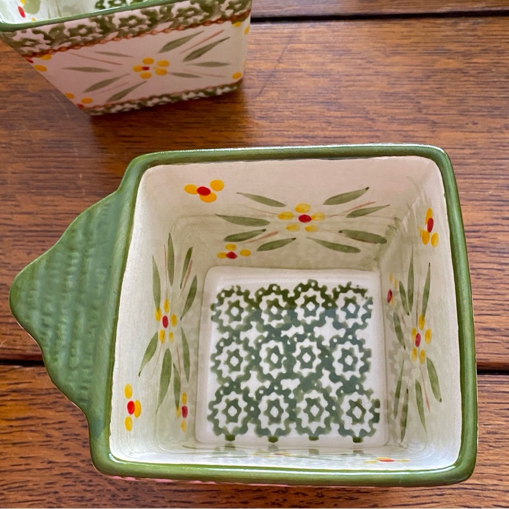 4 Square Temp-tations by Tara, Old World Ramekins. Triangle Handle. Like new.